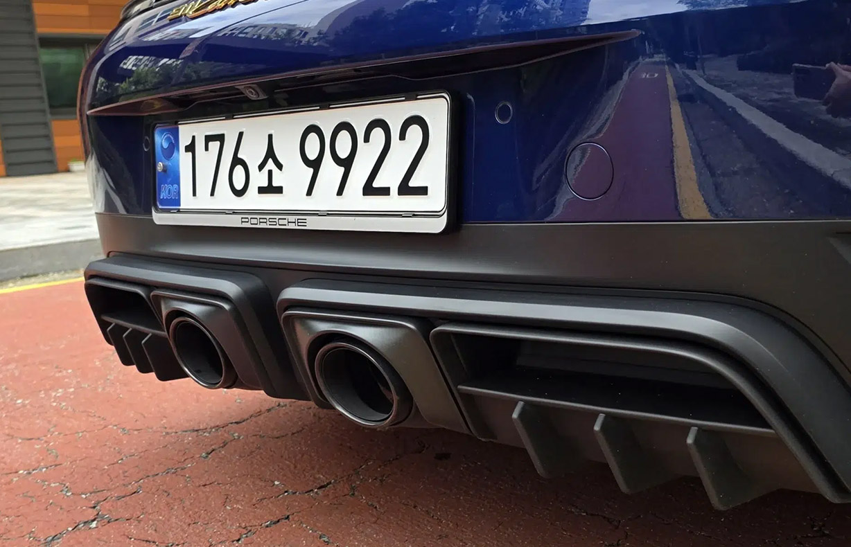 Moshammer 992.2 GTS Rear Diffuser GT EVO : Suncoast Porsche Parts